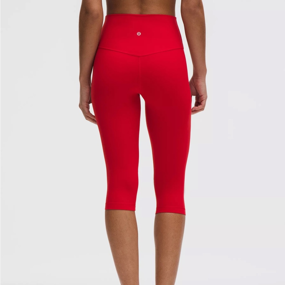 Red Lululemon align capri leggings